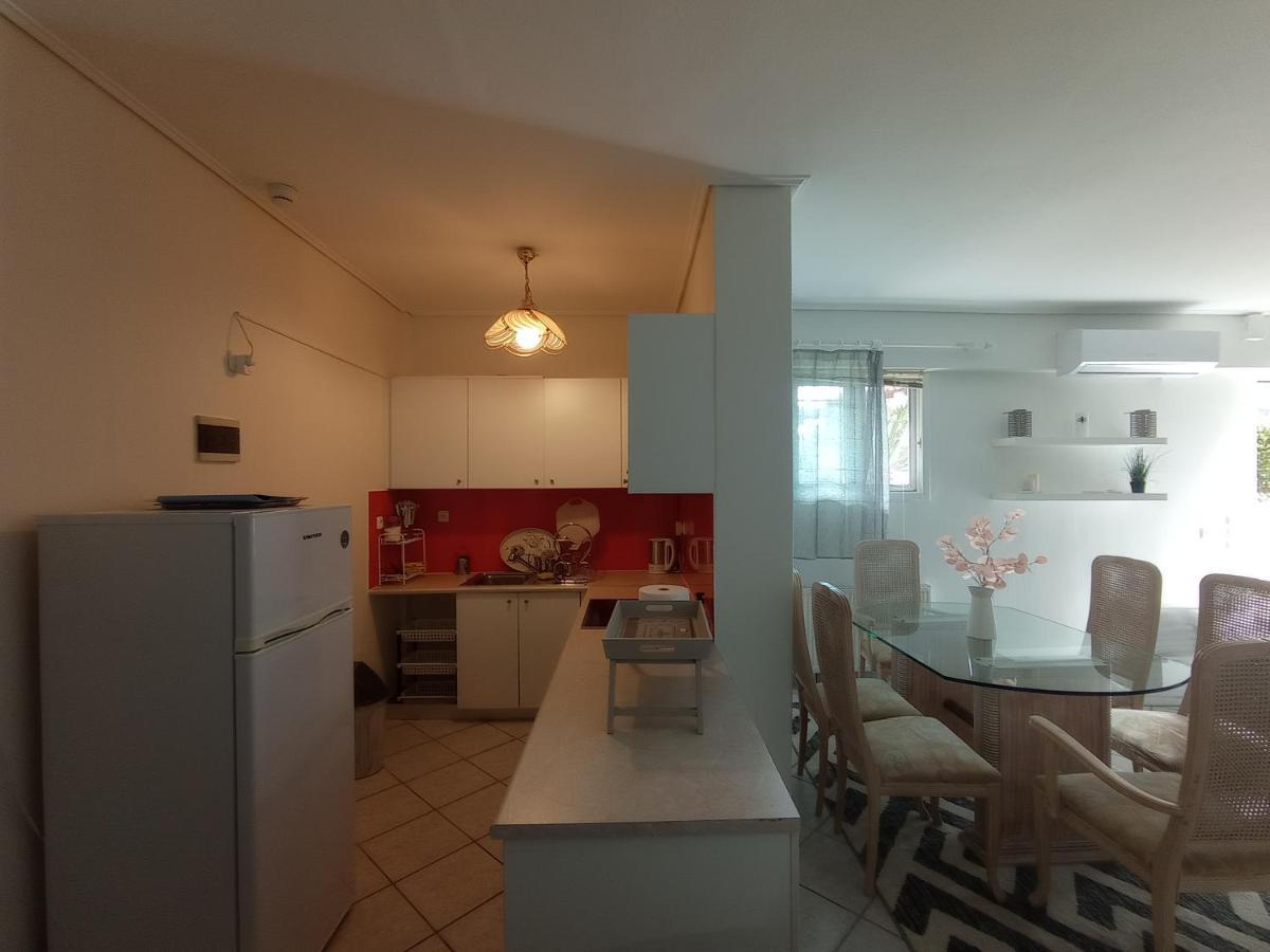Apartamento Flat With Garden Near Sea, Port And Airport Artemida  Exterior foto