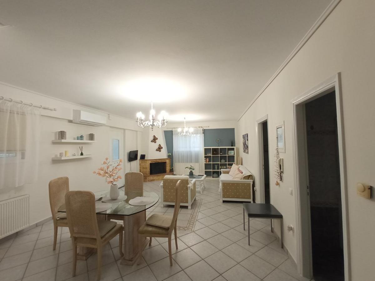 Apartamento Flat With Garden Near Sea, Port And Airport Artemida  Exterior foto